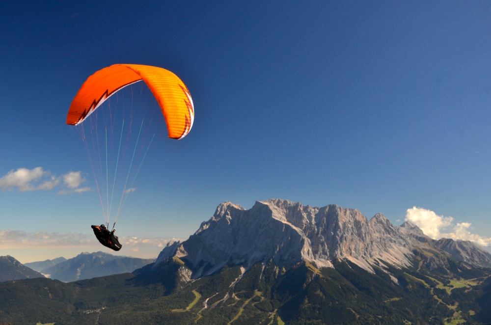 NOVA_PT-Meet_14_Lermoos_4856_Fliegen_Zugspitze_LR