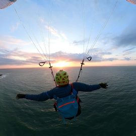 Paragliding in der Normandie